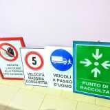 Gli altri quattro segnali fatti sparire dalla giovane
